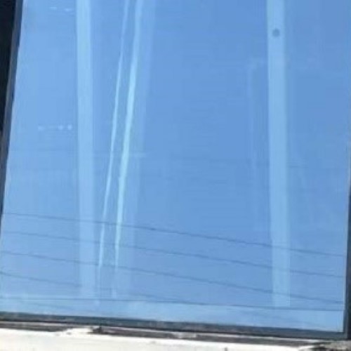 Metal curtain wall